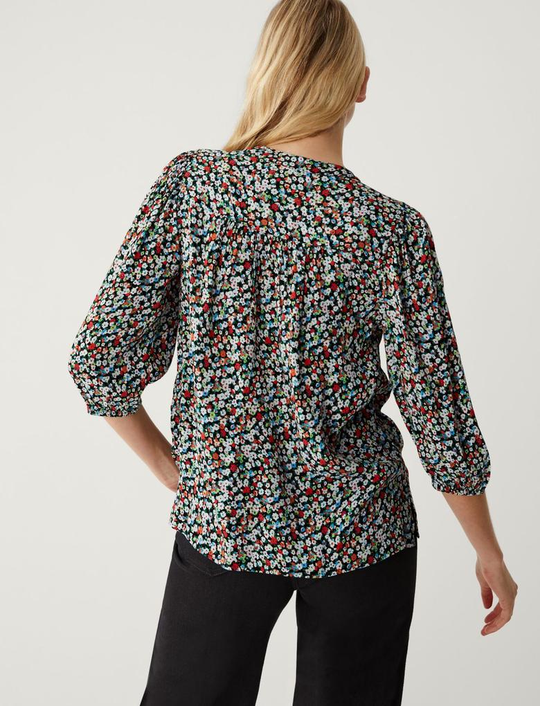 Kadın Lacivert Düğme Detaylı Desenli Bluz